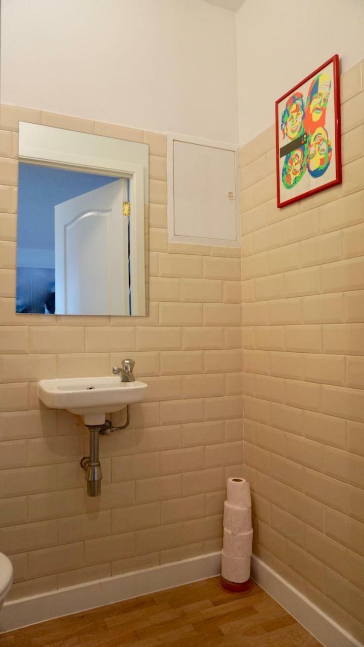 Unit 8 - Charming Loft Apt. Near Avenue Louise Free Parking Брюксел Екстериор снимка