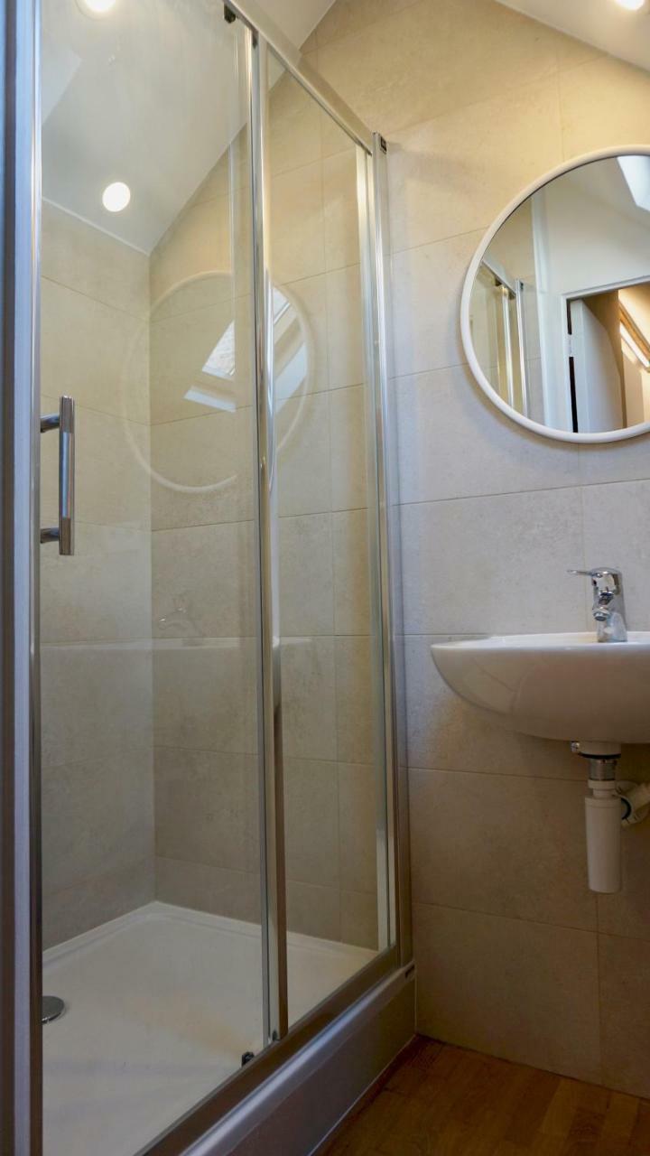 Unit 8 - Charming Loft Apt. Near Avenue Louise Free Parking Брюксел Екстериор снимка